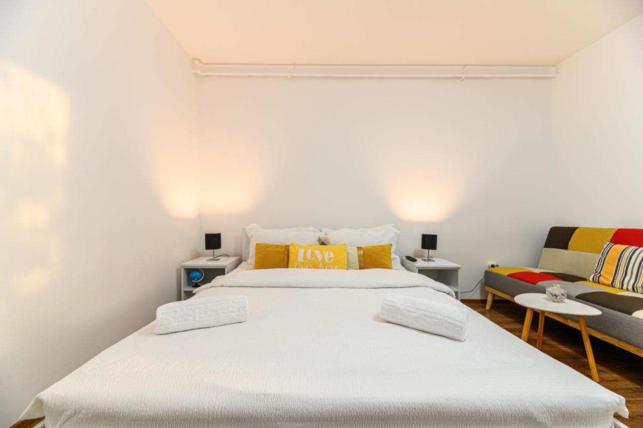 Jad - Family - Apartments & Studios Braşov Buitenkant foto